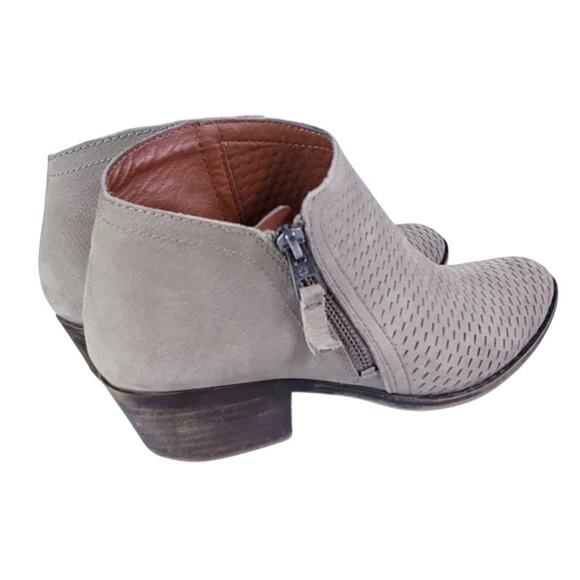 Lucky Brand Suede Perforated Ankle Booties 8.5M Western Everyday Wear Rustic - Picture 4 of 6